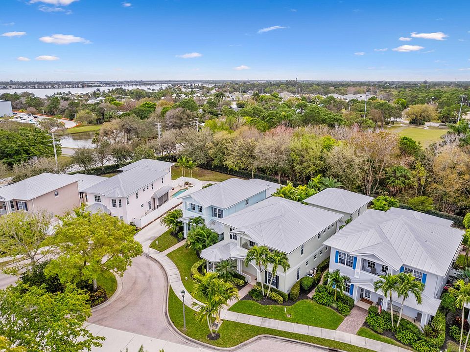 1st image of 1550 SW Prosperity Way