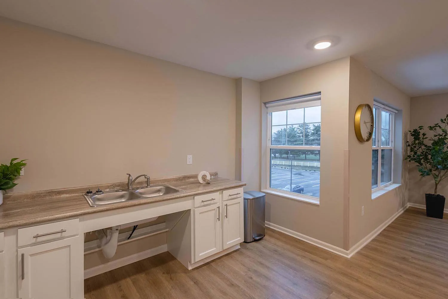 Juniper Crossing — Photo 1