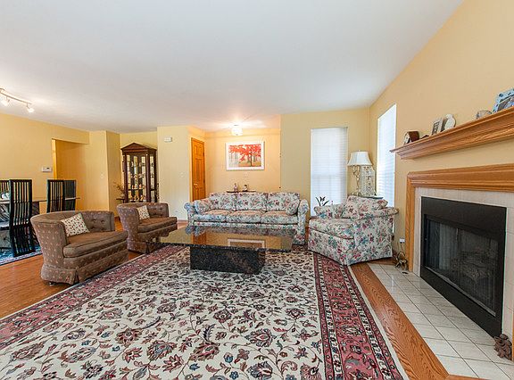 4th image of 901 Sparta Ct