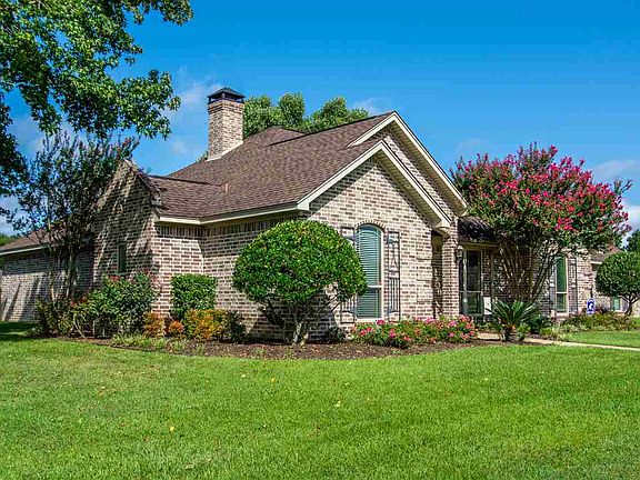 2nd image of 1125 County Road 307
