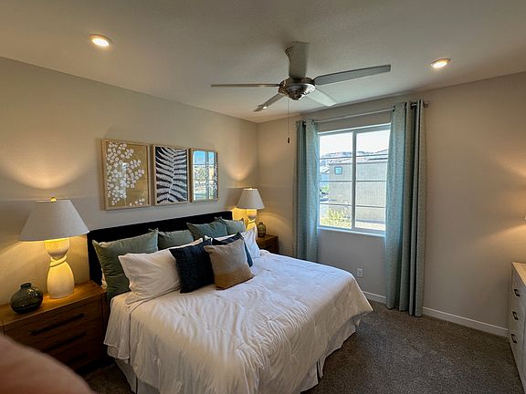 5th image of 6139 Garden Oasis St