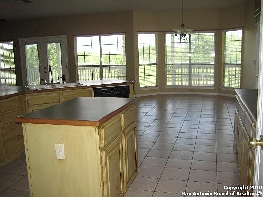 5th image of 4200 Lane Dr