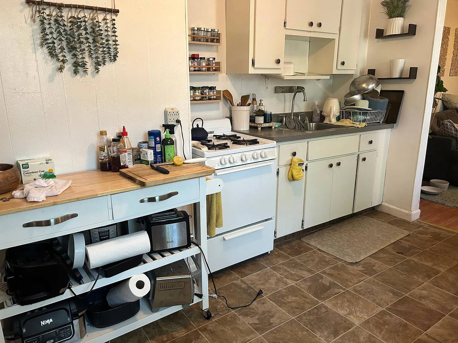 1 bed, 500 sqft, $2,350 — Photo 1