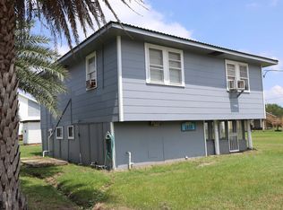 130 Elm Ln, Grand Isle, LA 70358