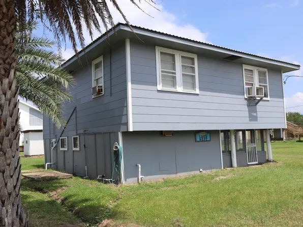 130 Elm Ln, Grand Isle, LA 70358