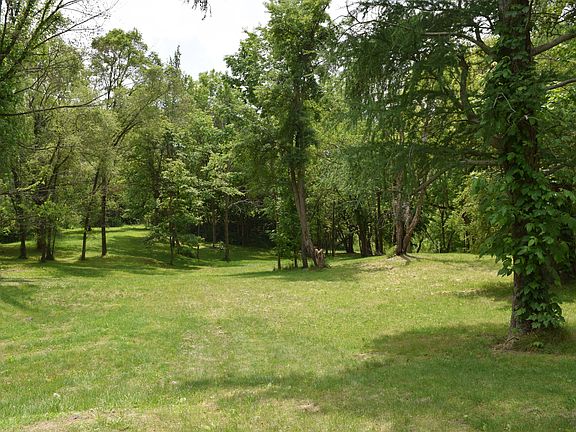 4th image of 57357 Red Arrow Hwy