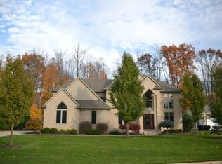 8702 Wandering Way, Freeland, MI 48623