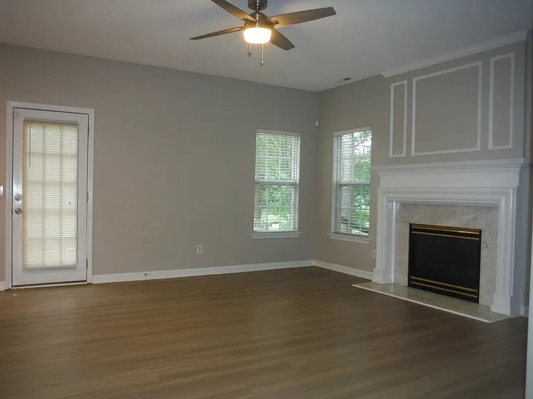 10329 Billingham Dr — Photo 5