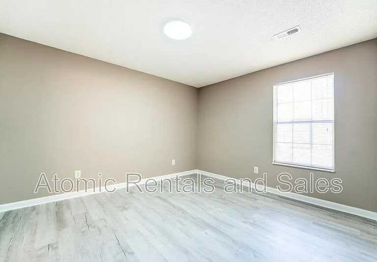 334 Hawthorne Oaks Way — Photo 18