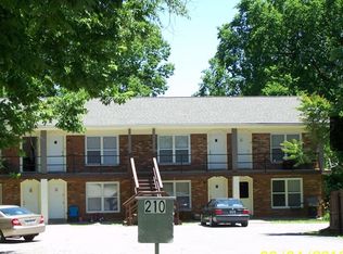 210 Macey Ave, Versailles, KY