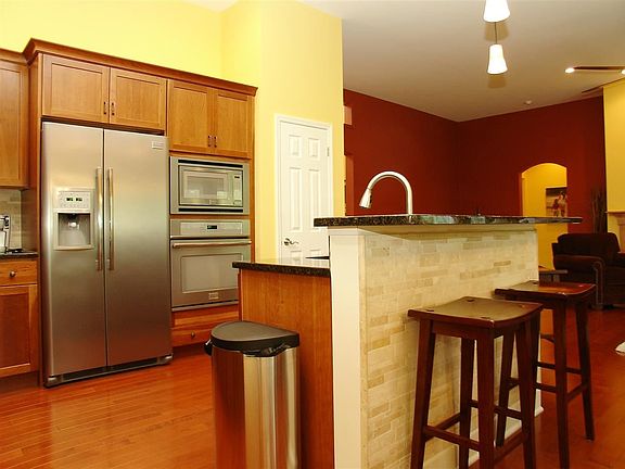 3rd image of 103 Sheldon Dr