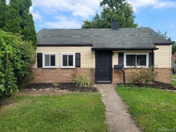 14579 Agnes St, Southgate, MI 48195