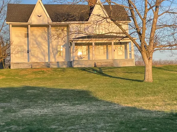 421 N High St, Martinsburg, WV 25404