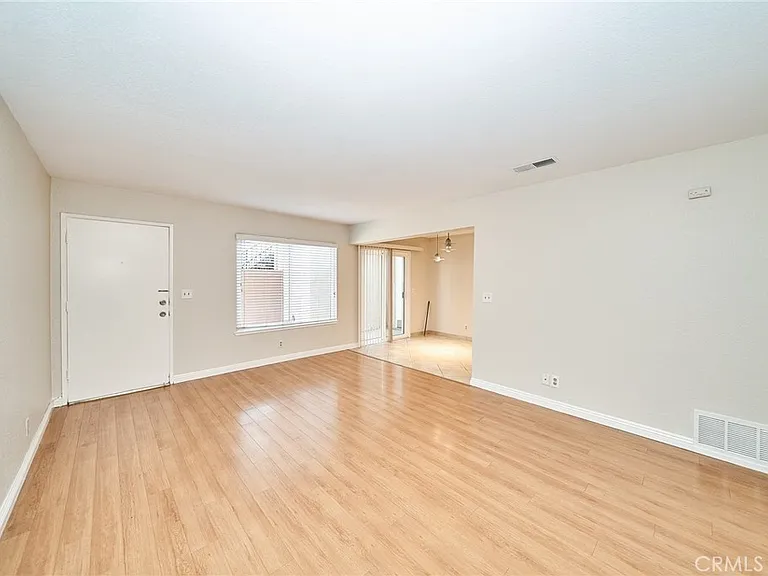 16621 Shenandoah Ave — Photo 3