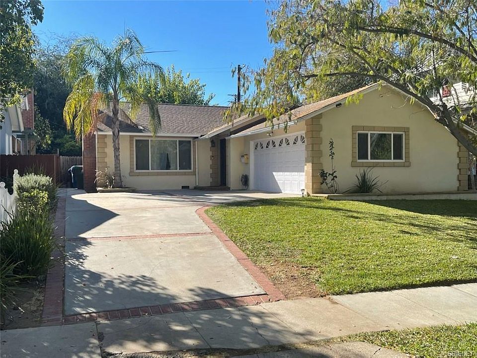 1st image of 21316 Celes St