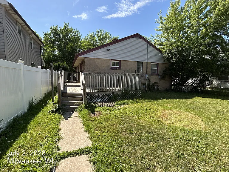 4468 N 65th St — Photo 9