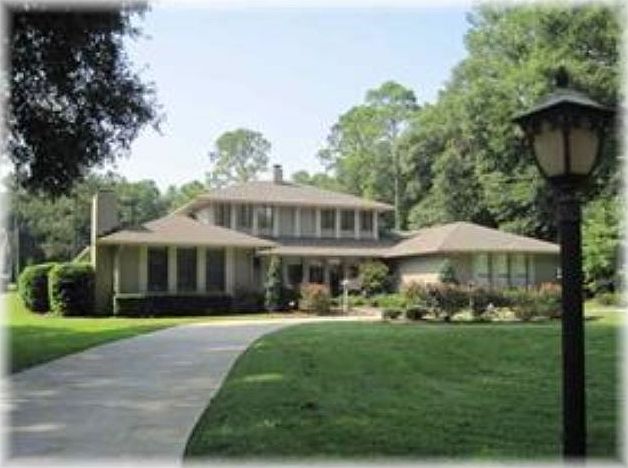 1st image of 3011 Shamrock N
