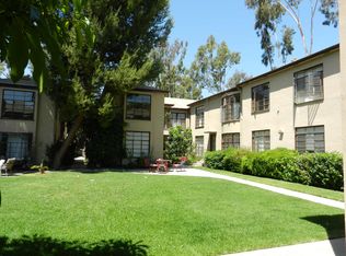 925 N Sweetzer Ave APT 4, West Hollywood, CA 90069