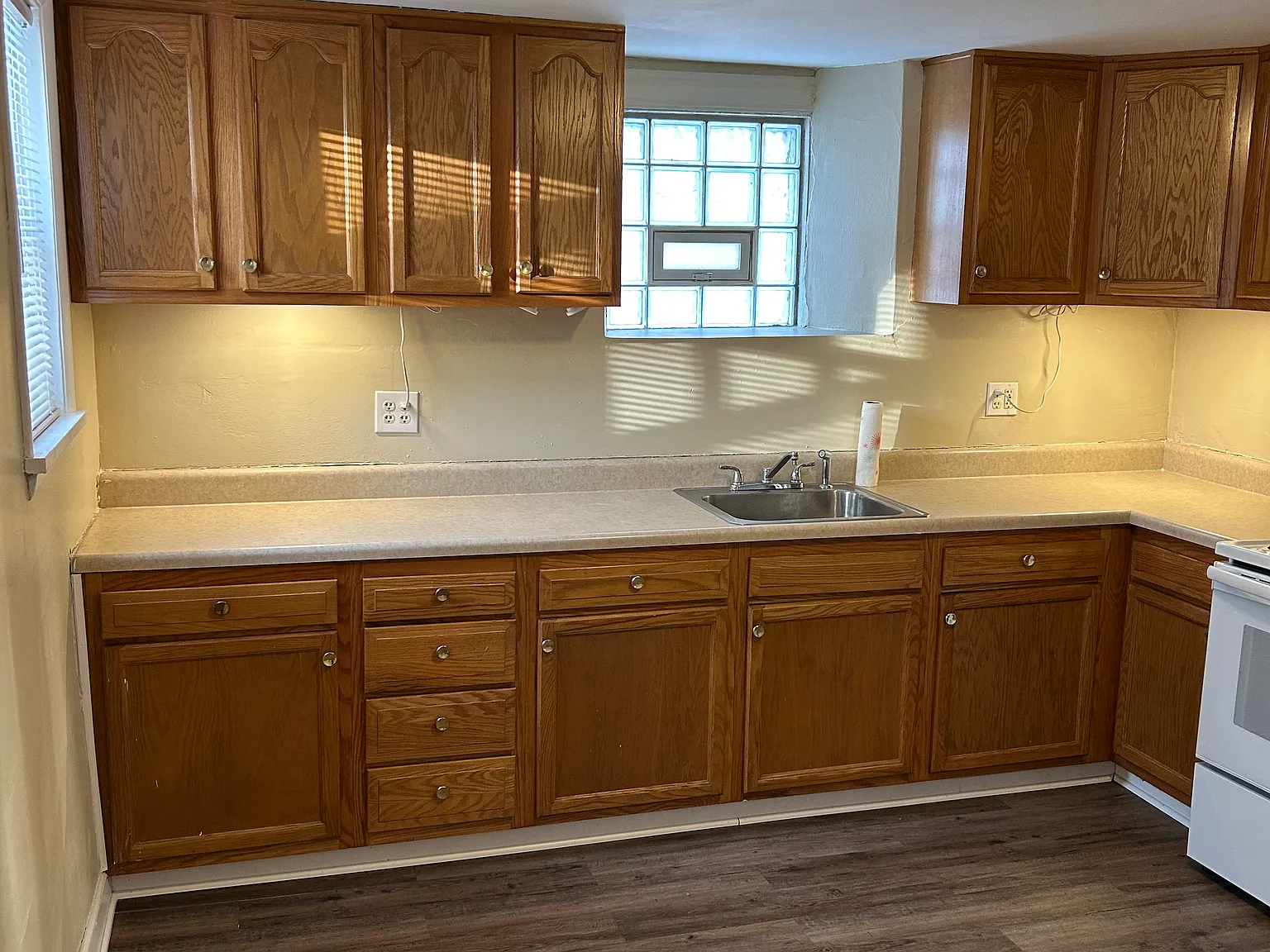 1 bed, 600 sqft, $800 — Photo 2