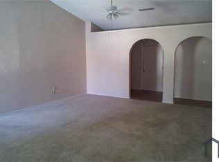 2901 Colonial Dr, Carrollton, TX 75007