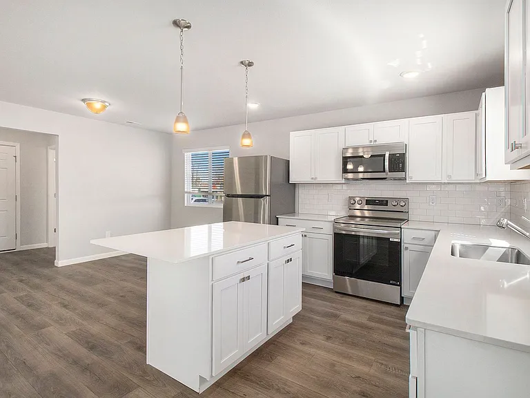 1302 Forest Valley Dr — Photo 9