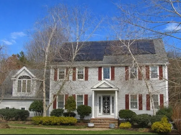 6 Horton Dr, Norton, MA 02766