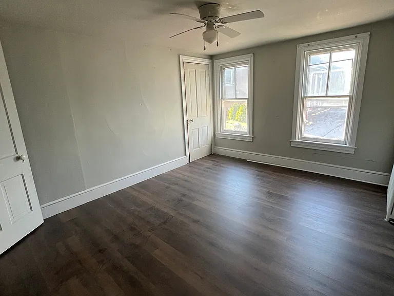 23 S Prince St — Photo 11