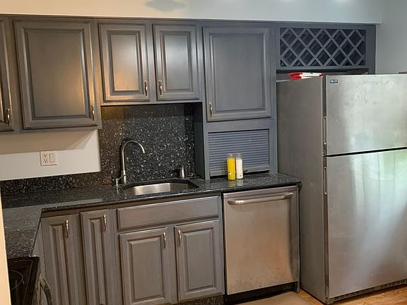 2nd image of 10689 Campus Way S