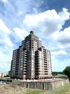 235 East River Drive APT 708, East Hartford, CT, 06108