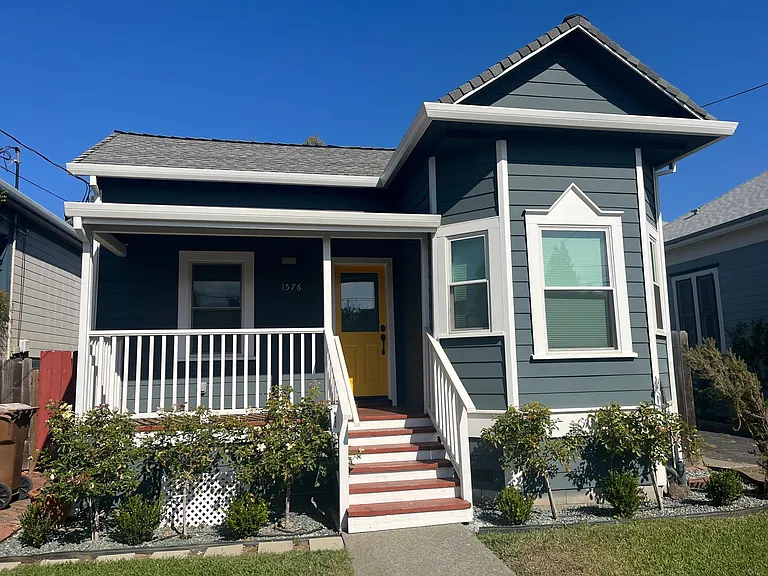 1576 Palmer St — Photo 14