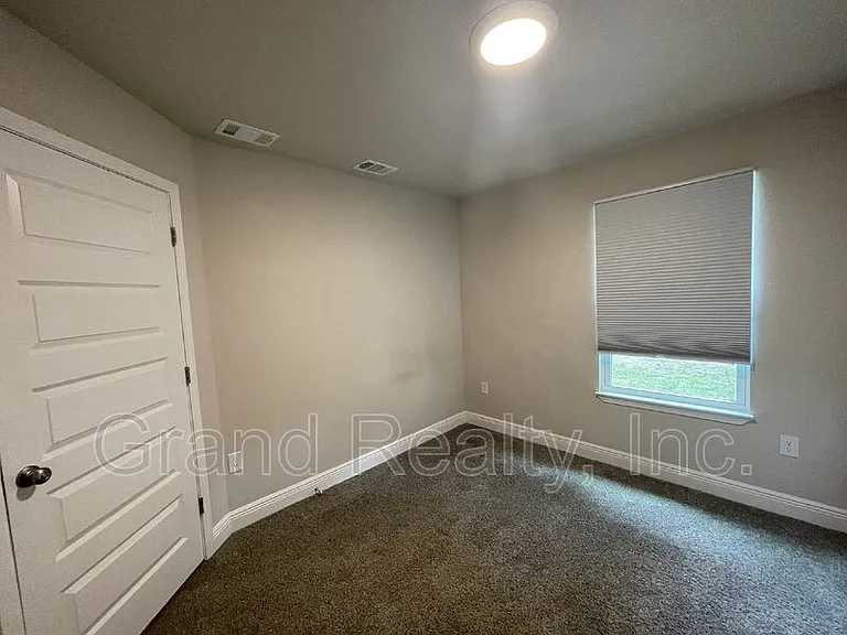 4293 Castille Ave — Photo 13