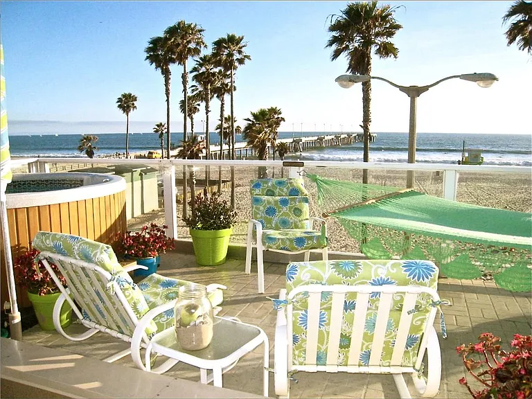 3003 Ocean Front Walk #1/2 — Photo 1