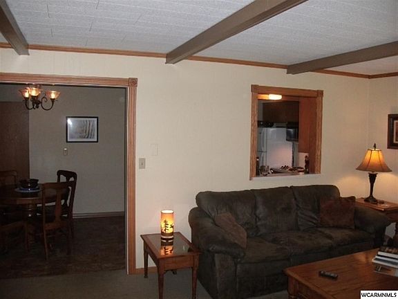 5th image of 303 W James Ave