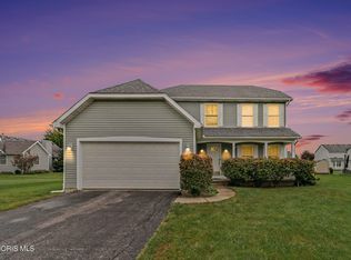 4077 Stable Creek Dr, Perrysburg, OH 43551