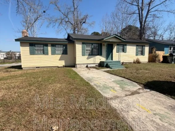 1518 Heron St, Savannah, GA 31415