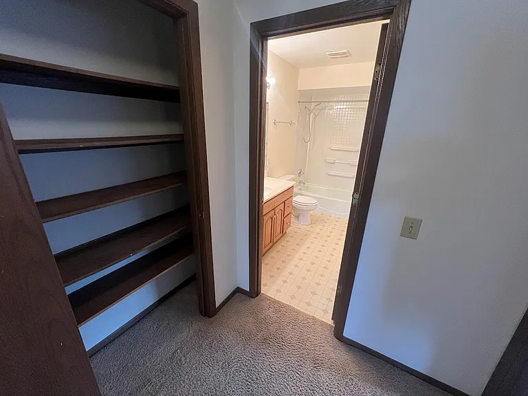 5228 Trafalger Pl — Photo 14