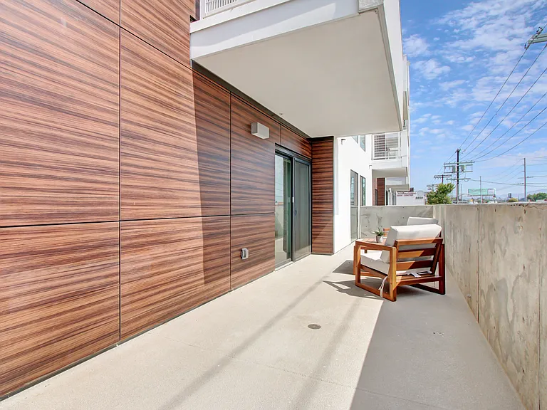 Watermark Apartments — Photo 63