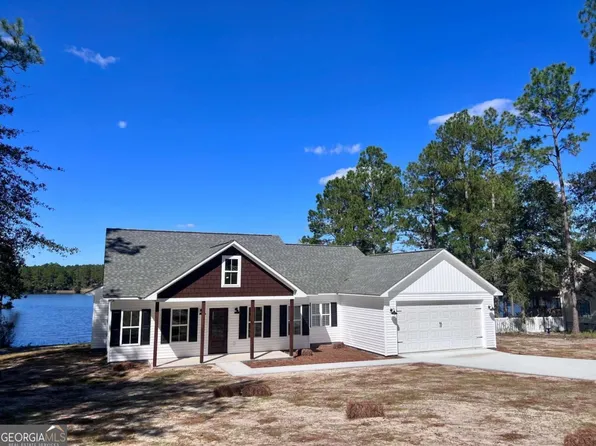 193 Owl Head Trl, Hazlehurst, GA 31539