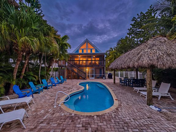 2nd image of 499 Sombrero Beach Rd