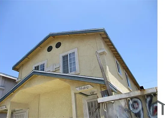 9614 S Main St — Photo 1