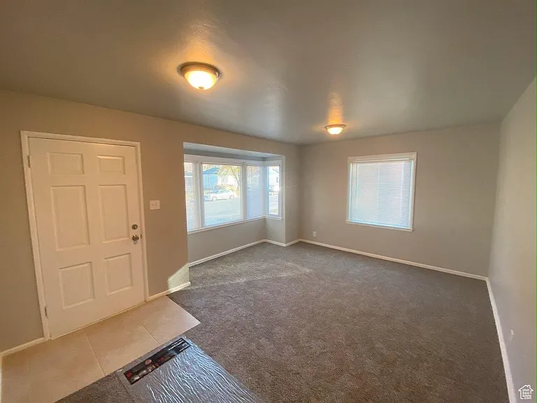 354 Brookside Dr — Photo 2