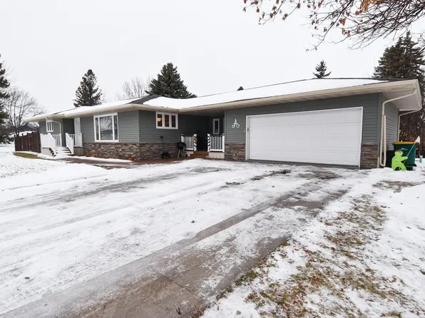 125 Riverside Dr, Stephen, MN 56757