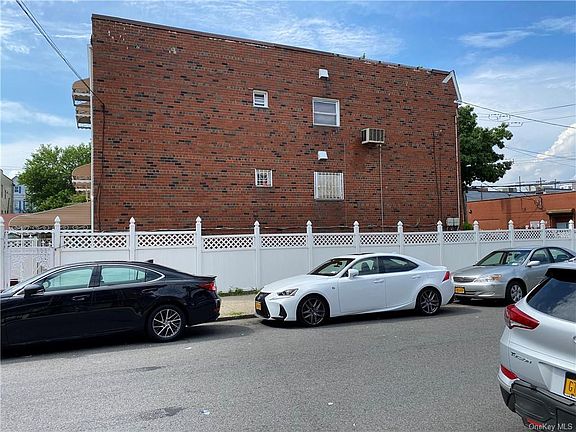 5th image of 740 E 239th St