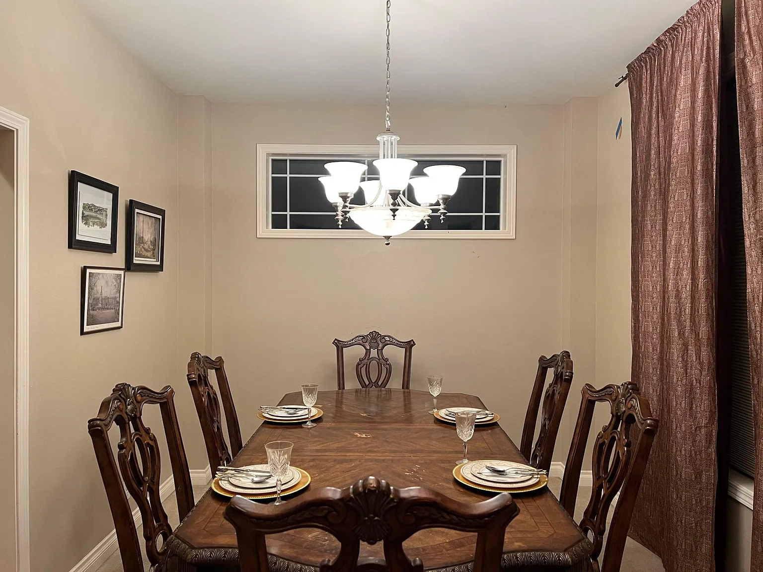 4 bed, 2.5 bath, 2498 sqft, $4,400 — Photo 4