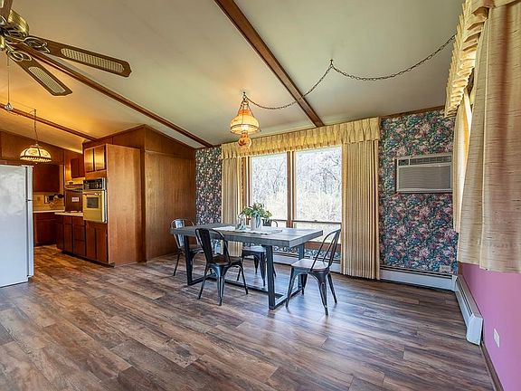 3rd image of 1423 E Road 2