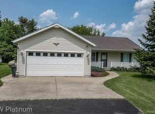 7448 Avoca Rd, North Street, MI 48049