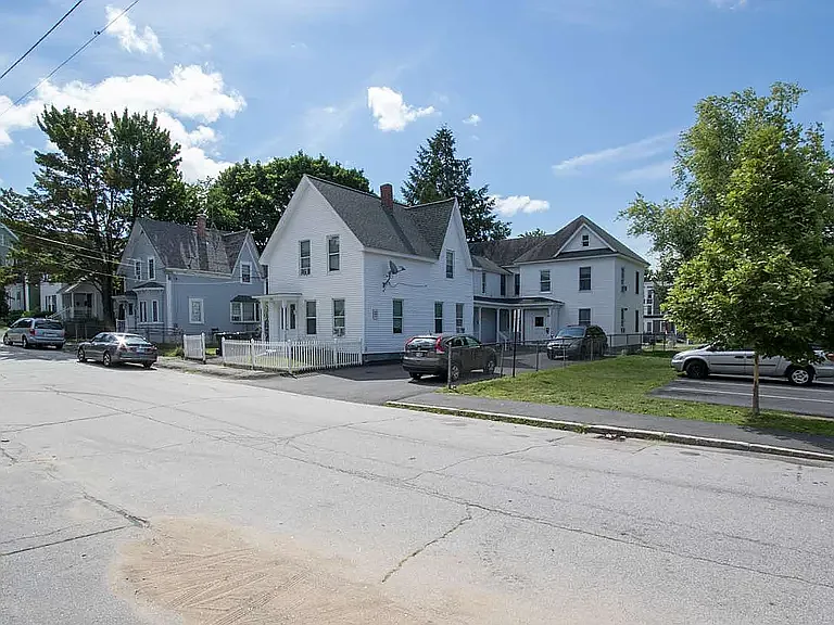 455 Central St #2 — Photo 3