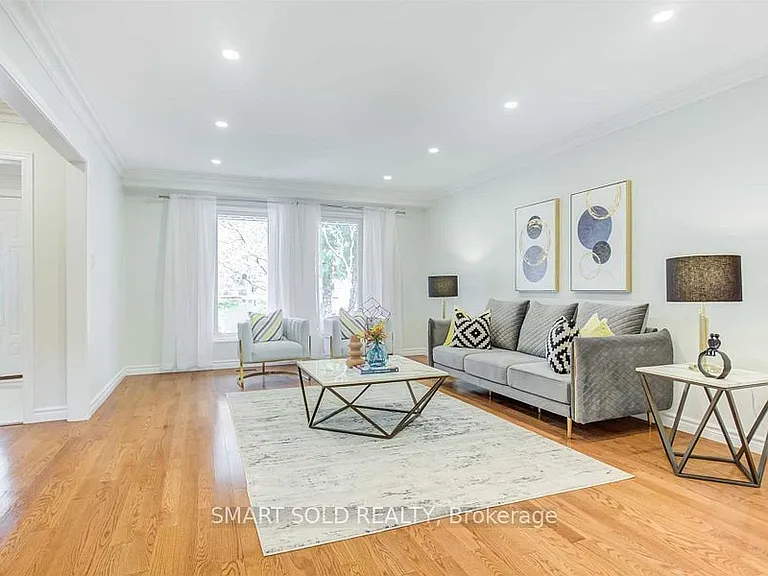 45 Abbeywood Trl #MAIN FLOOR — Photo 6