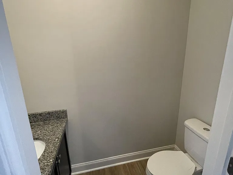 108 Blue St #K — Photo 6