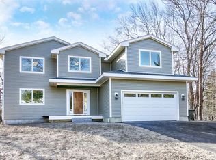 77 Oriole Rd, Westwood, MA 02090